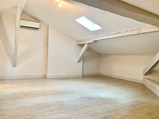 Location T4 de 71.21 m² Victor Hugo avec Climatisation ( colocations acceptées )