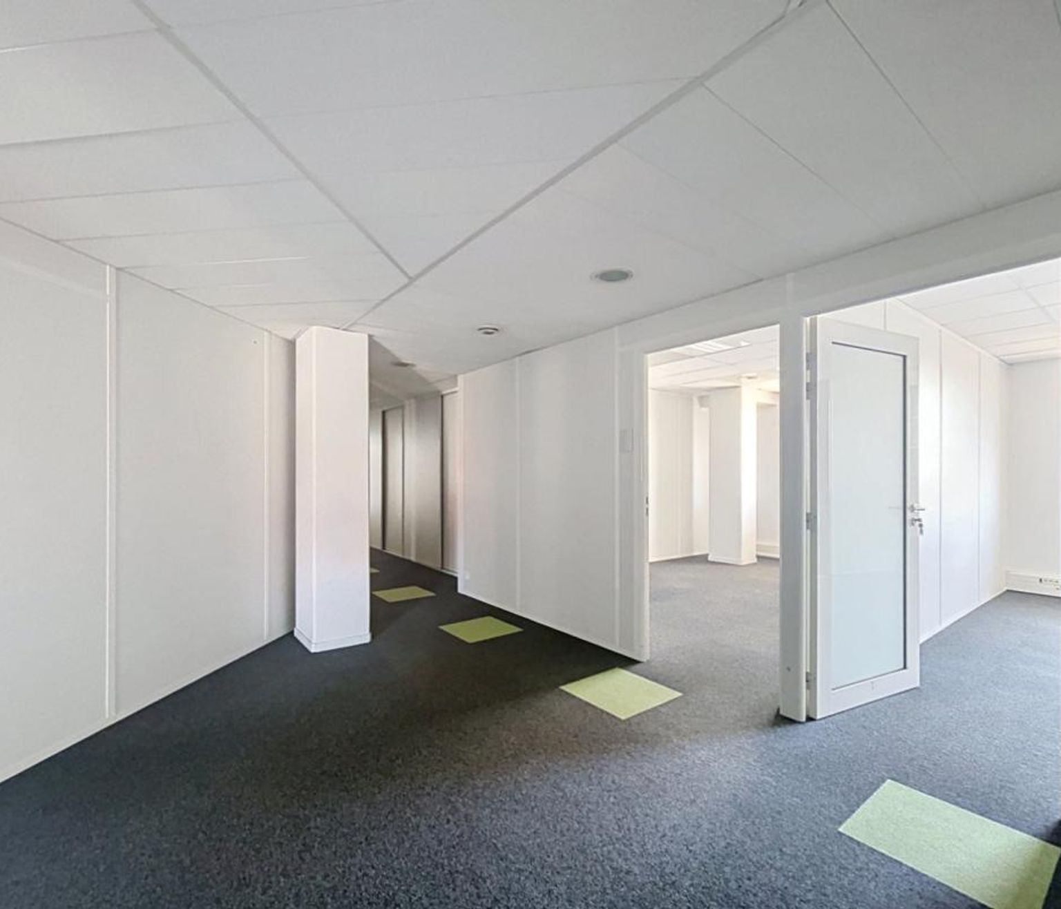 Bureaux à louer - 1033 m² - Toulouse Compans Caffarelli