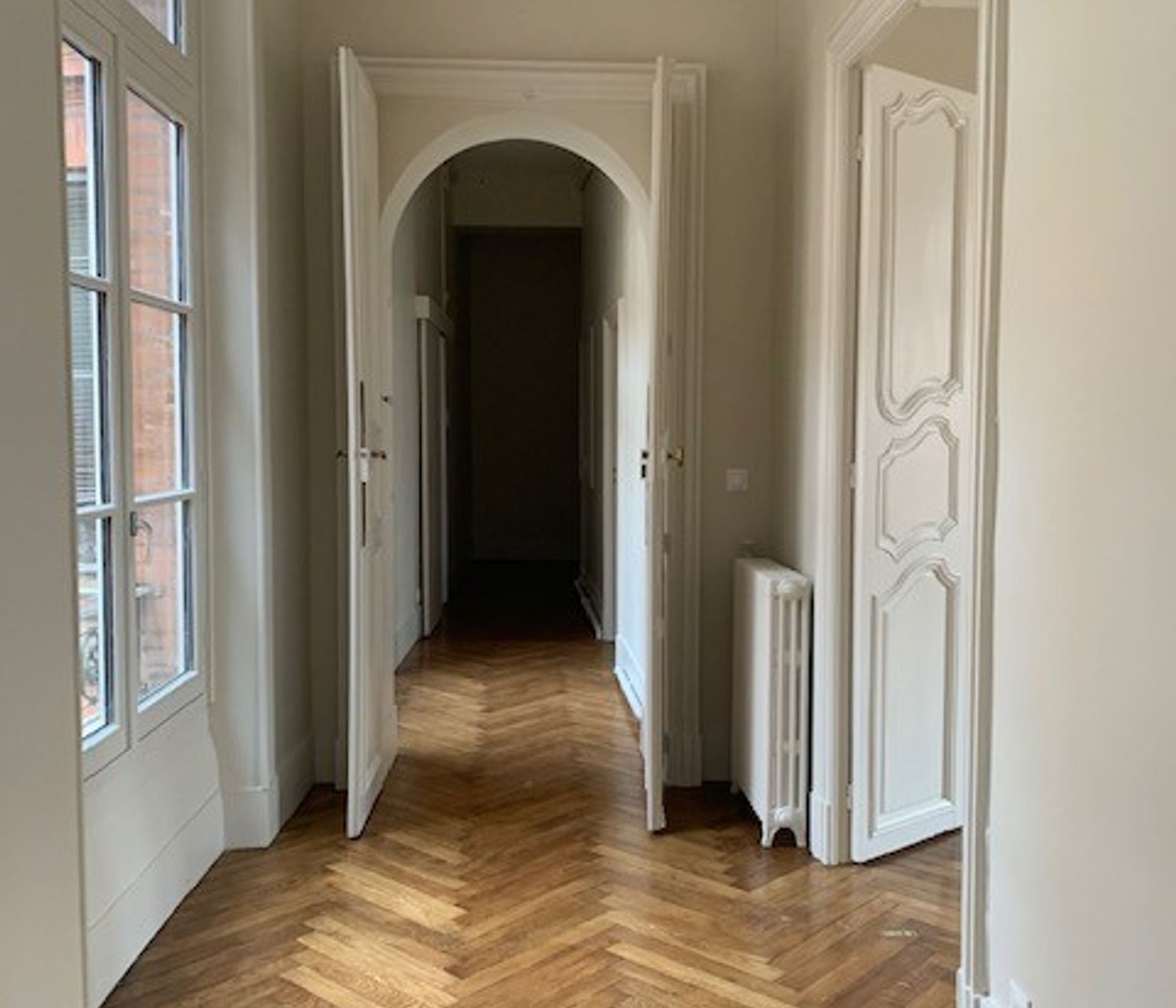 Location T6 de 214 m² rue Croix Baragnon avec cave et parking