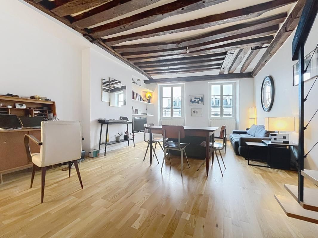 T2, non meublé 65m² (80m² au sol) - Rue Saint Antoine - Paris(4)