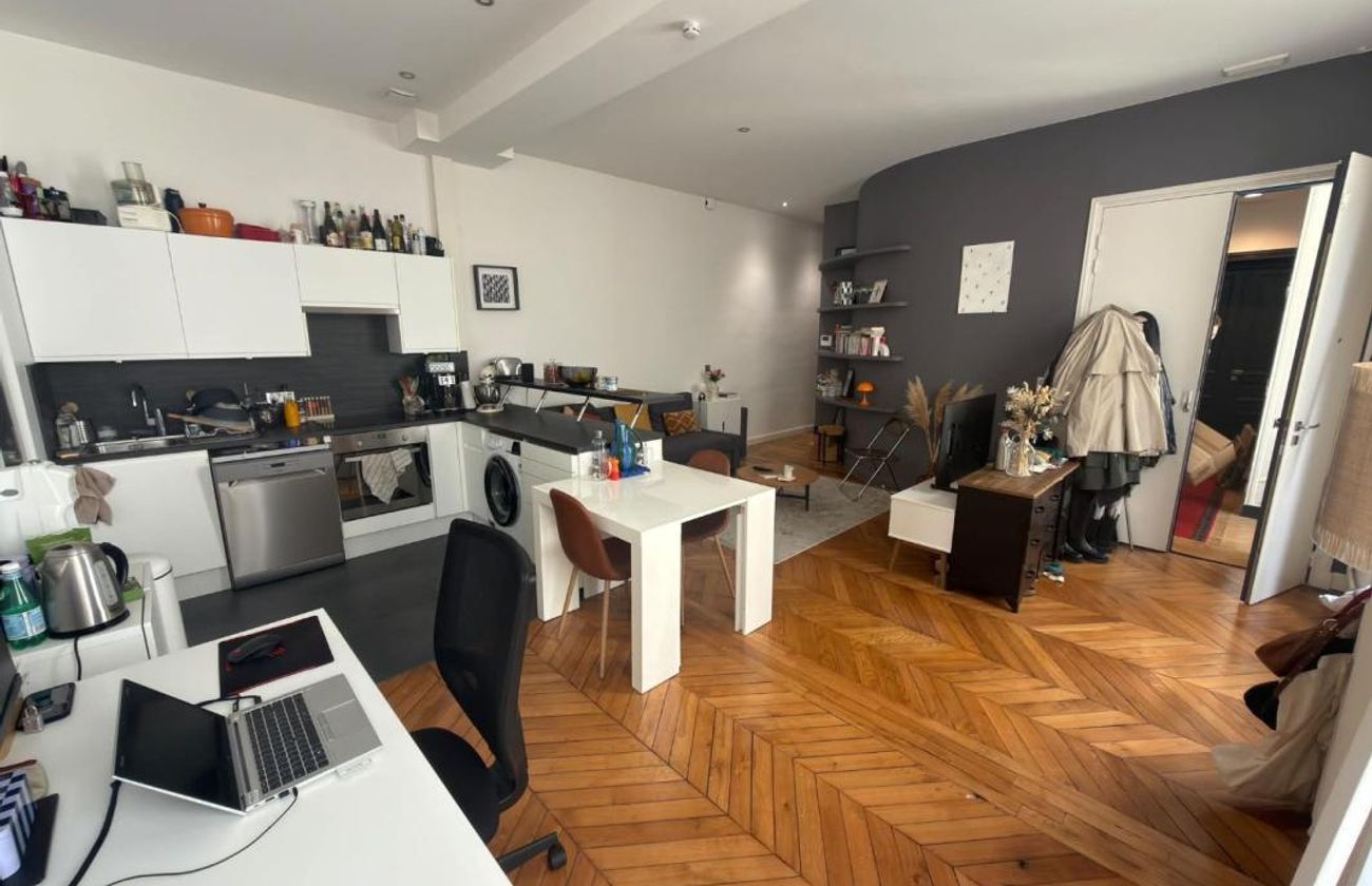 T2 de 49.11m², non meublé, rue de Rome - Paris (8)