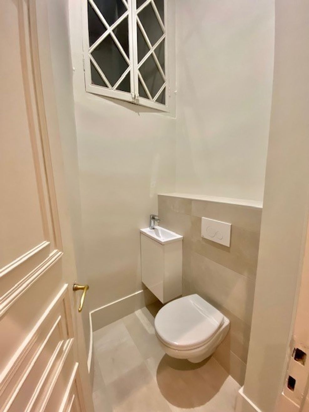Location Magnifique T5 de 135 m²  rue Croix Baragnon