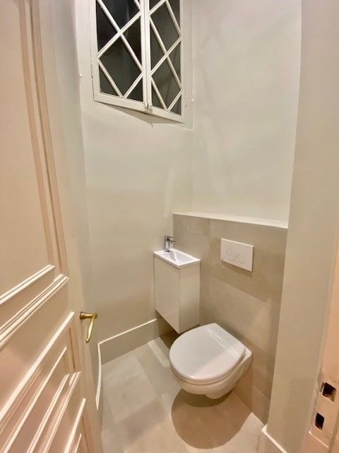Location Magnifique T5 de 135 m² rue Croix Baragnon