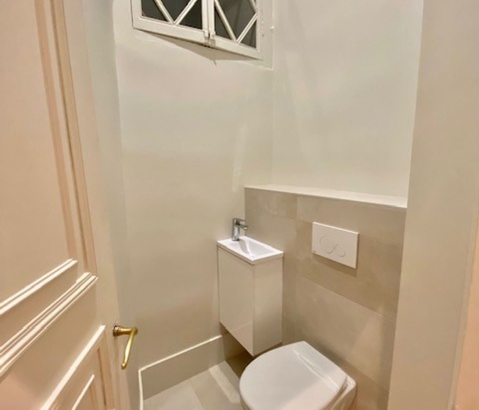 Location Magnifique T5 de 135 m² rue Croix Baragnon