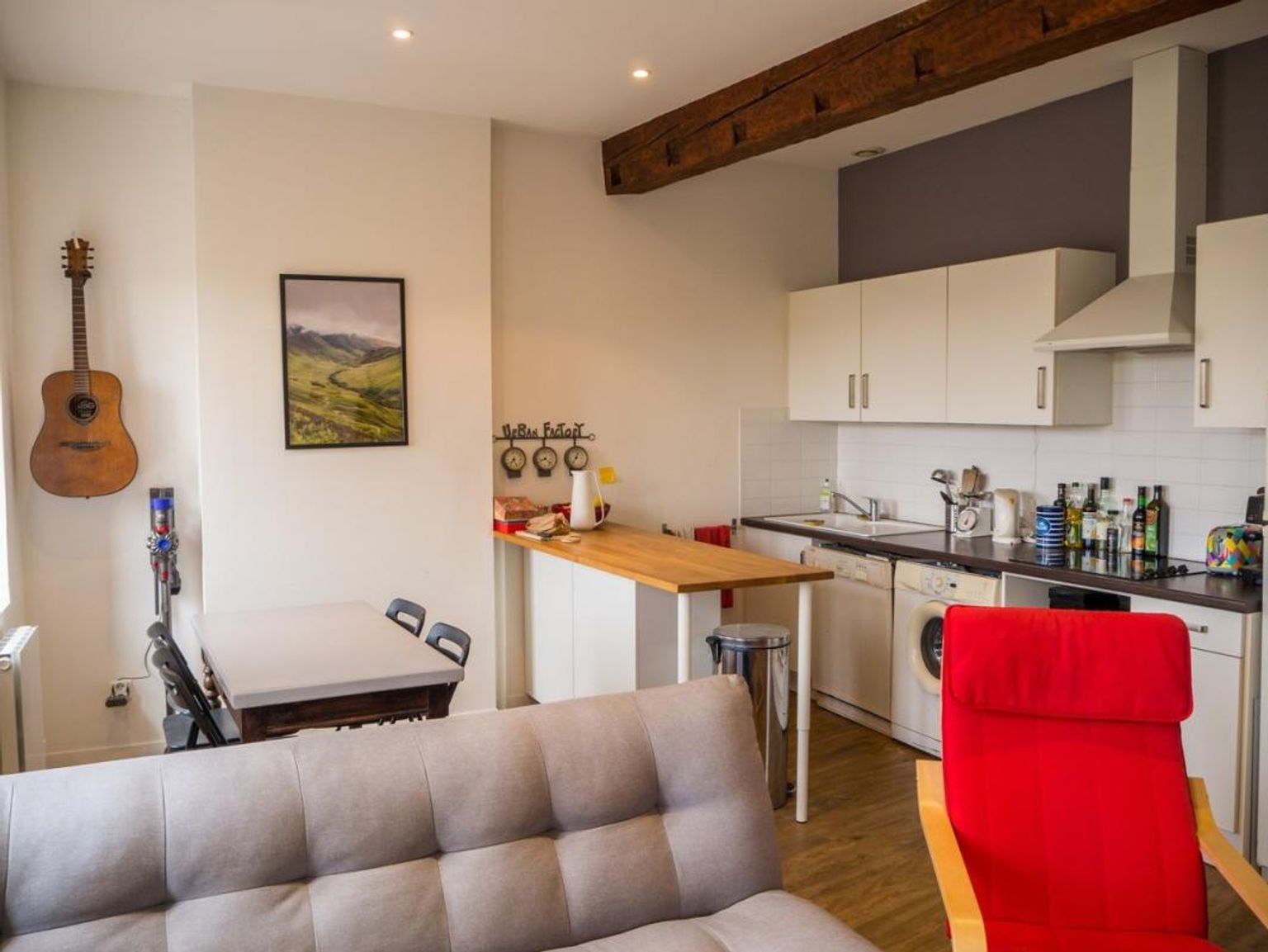 Location magnifique T2 place de la Daurade 42.21m²