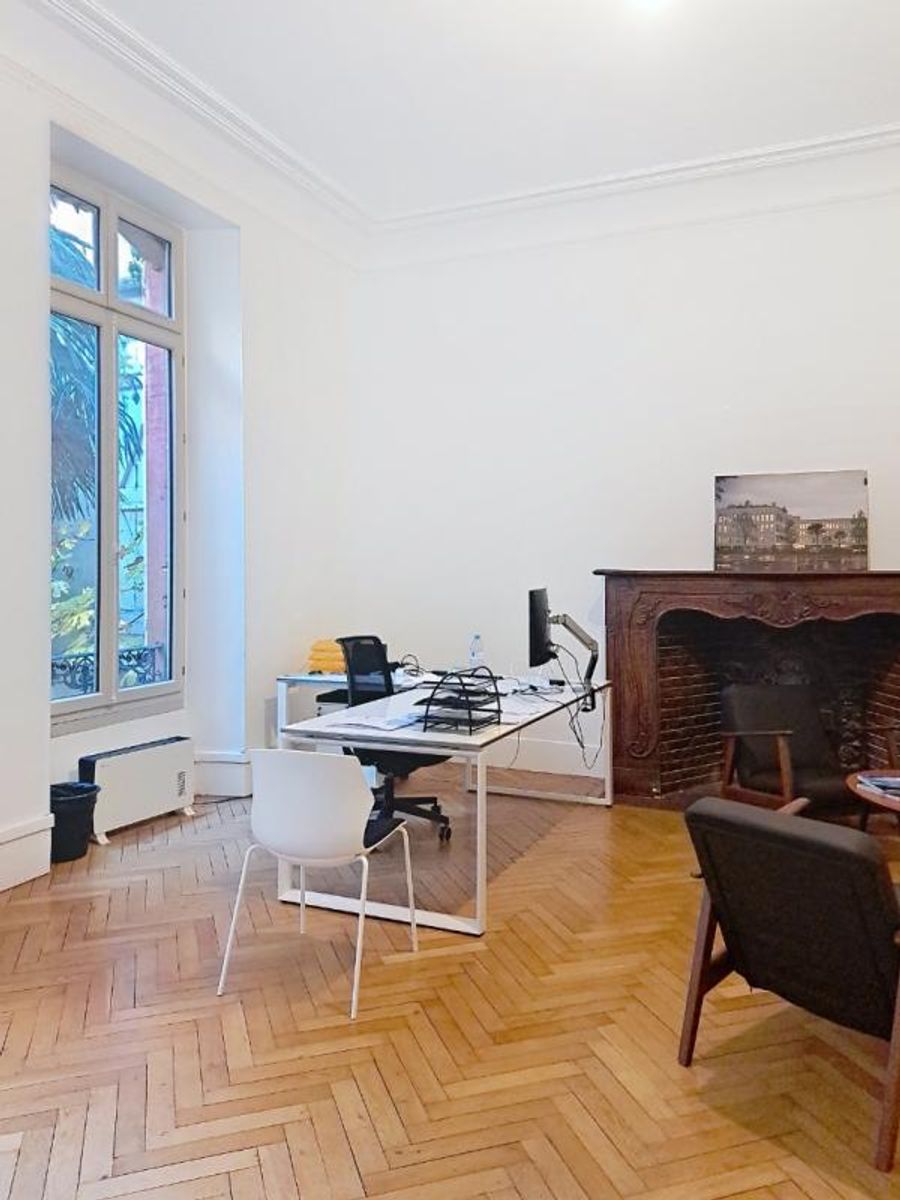 Bureaux, Toulouse St Etienne 219 m²