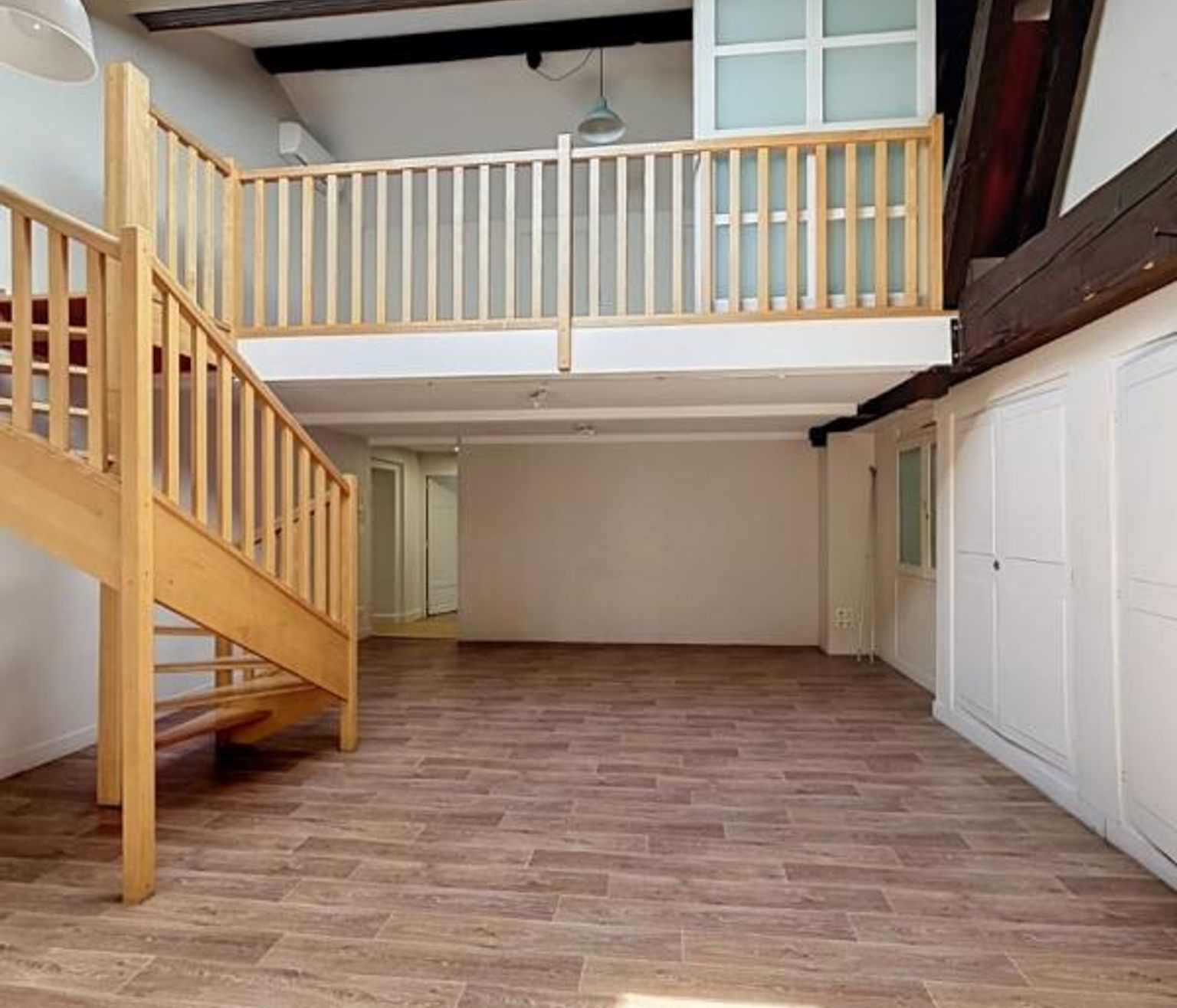 Location Magnifique T5 de 138 m² en duplex Quartier St Georges