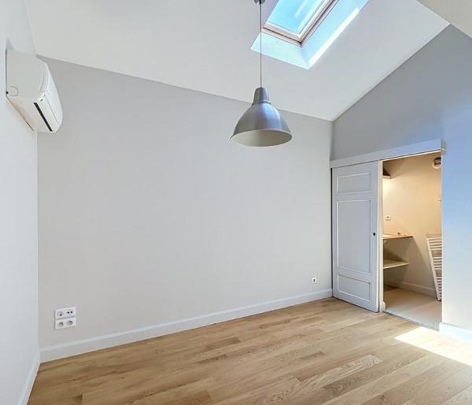 Location Magnifique T5 de 138 m² en duplex Quartier St Georges