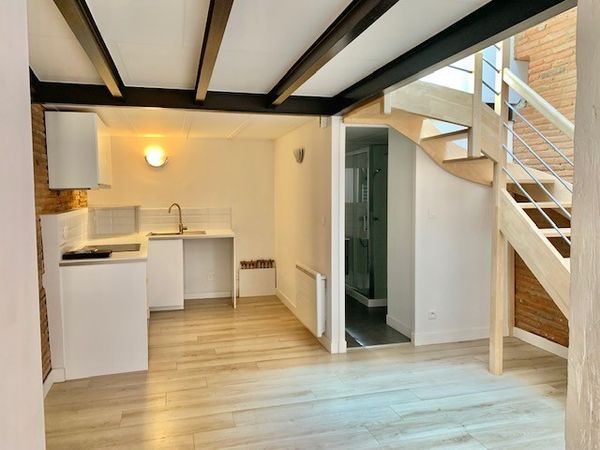 Location T3 duplex Carmes ( idéal colocations )