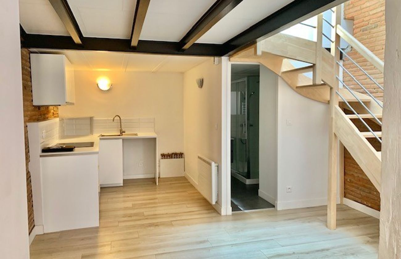 Location T3 duplex Carmes ( idéal colocations )