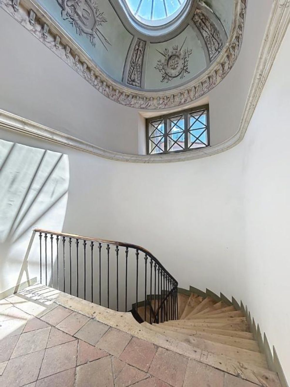 Location Magnifique T5 de 138 m² en  duplex Quartier St Georges