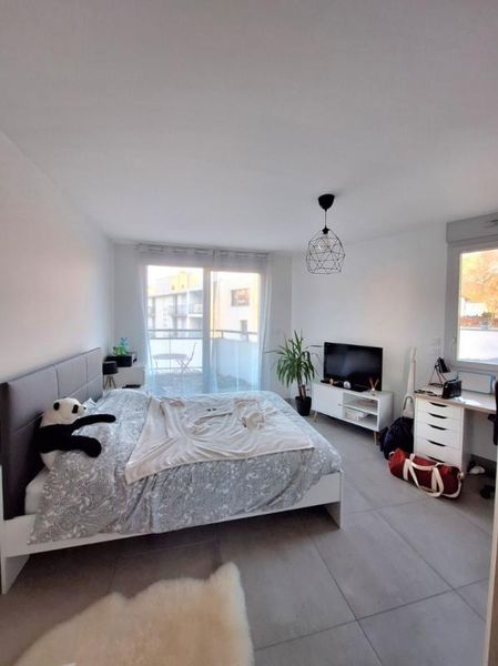 Location T1 avec terrasse quartier Compans