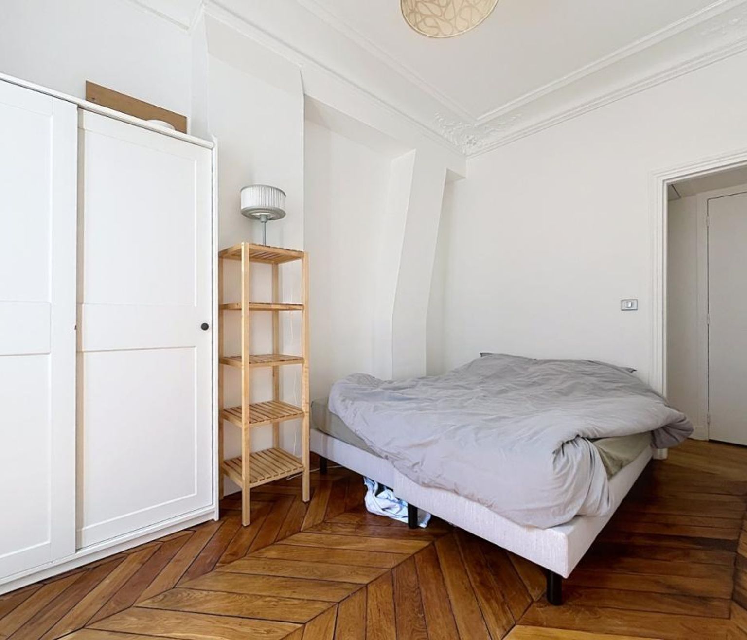 T3 non meublé de 74.40m² - Rue Paul Baudry - Paris (8)