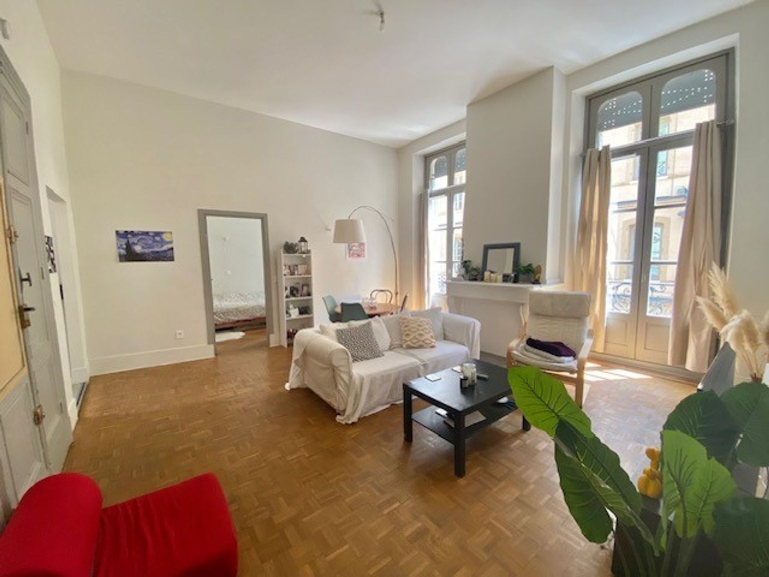 Location T3 de 65 m² Capitole proche Fermat avec petit balcon
