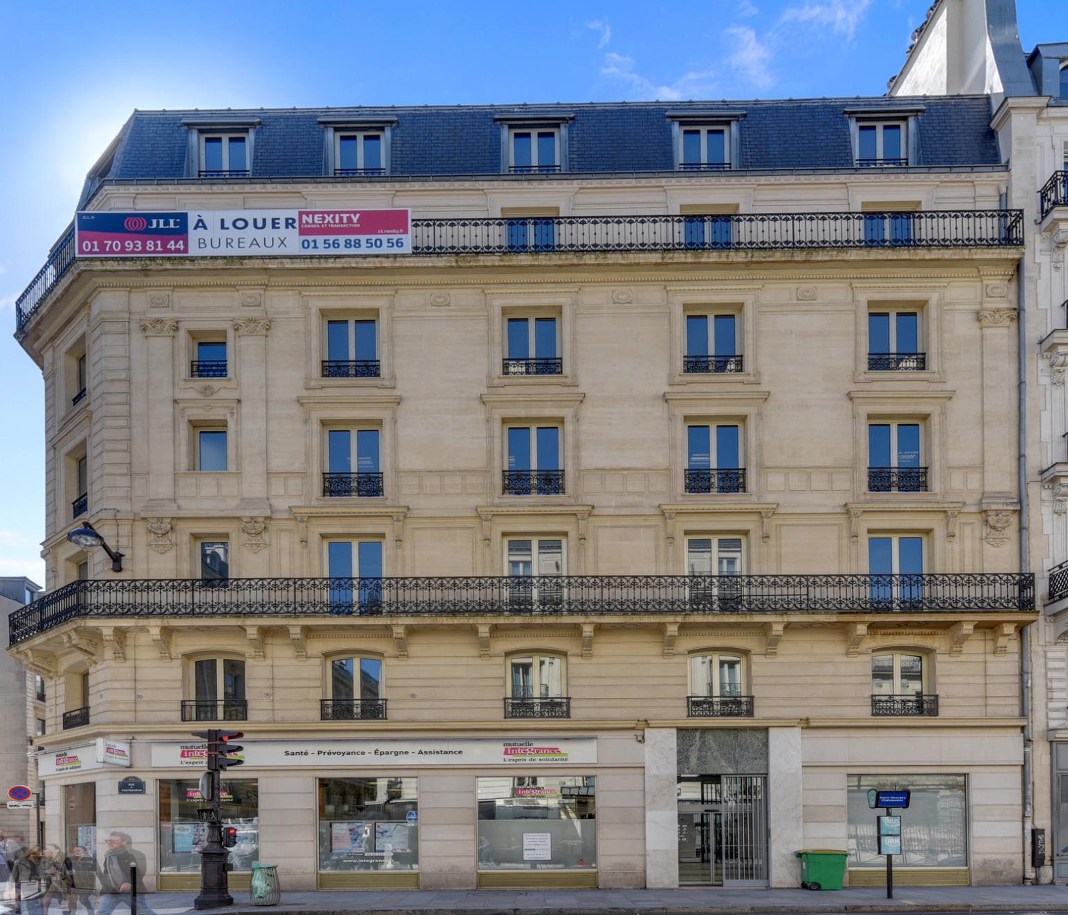 façade Chateaudun Paris 9