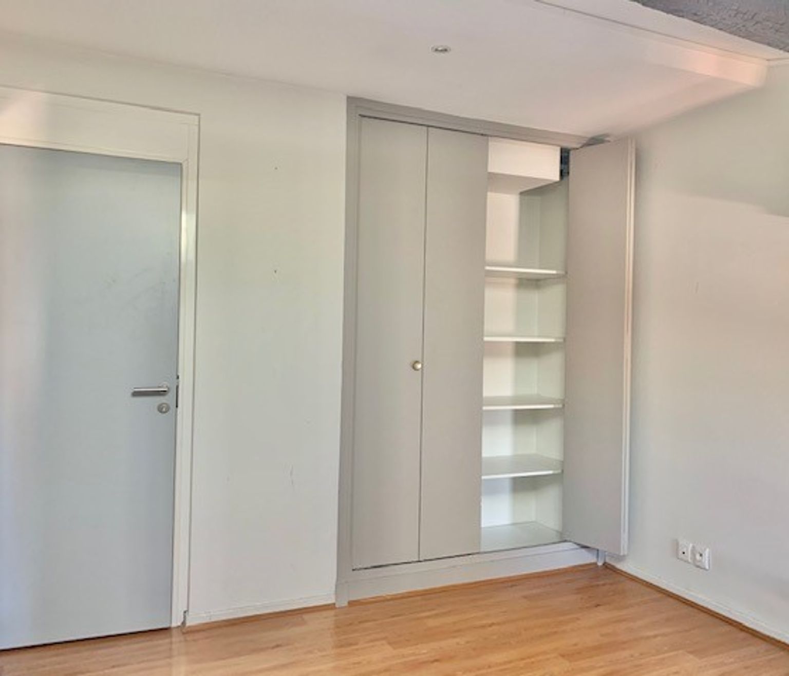 Location T4 de 83 m² quartier Capitole avec climatisation