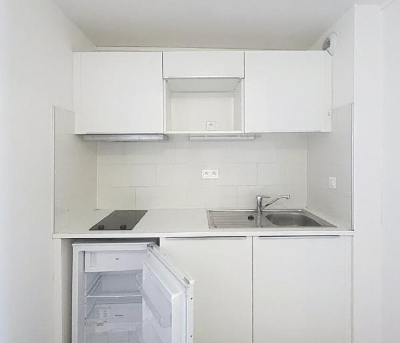 Location charmant T1 à François Verdier