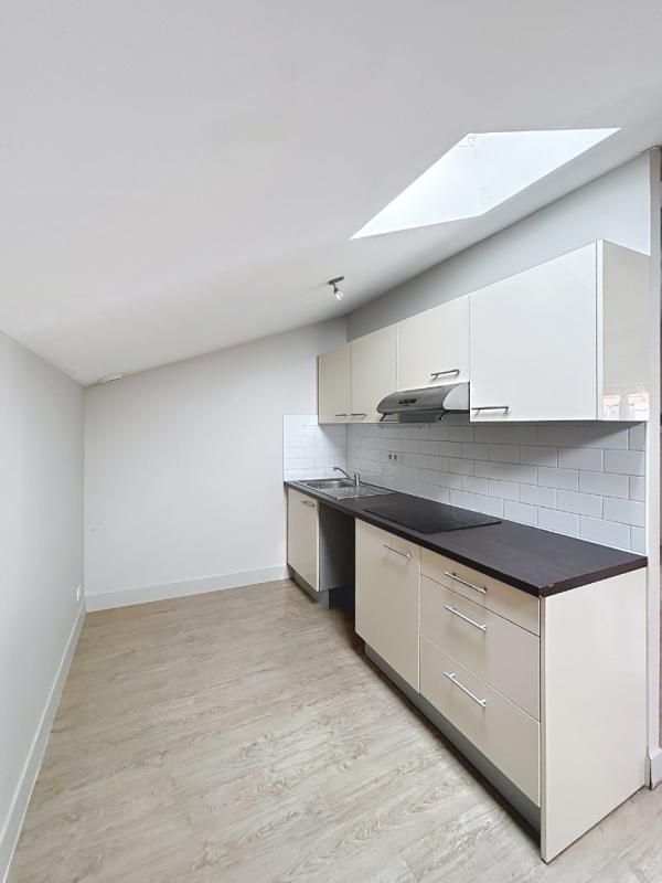 Location T4 de 71.21 m² Victor Hugo avec Climatisation ( colocations acceptées )