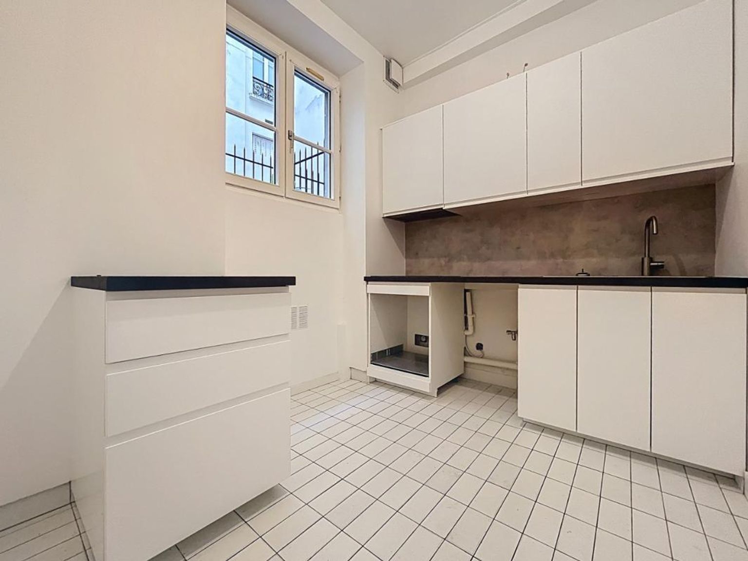 T2 non meublé, rue Blomet - PARIS (15)