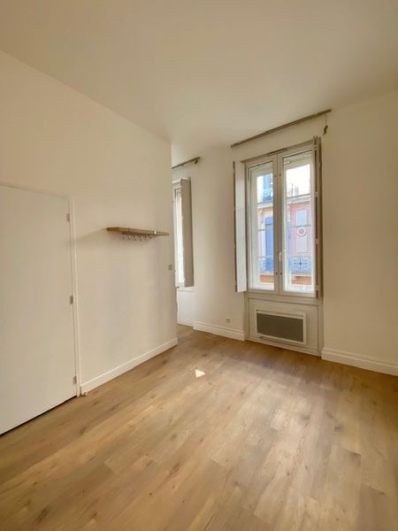 Location T1 de 15.25 m² Capitole proche Fermat