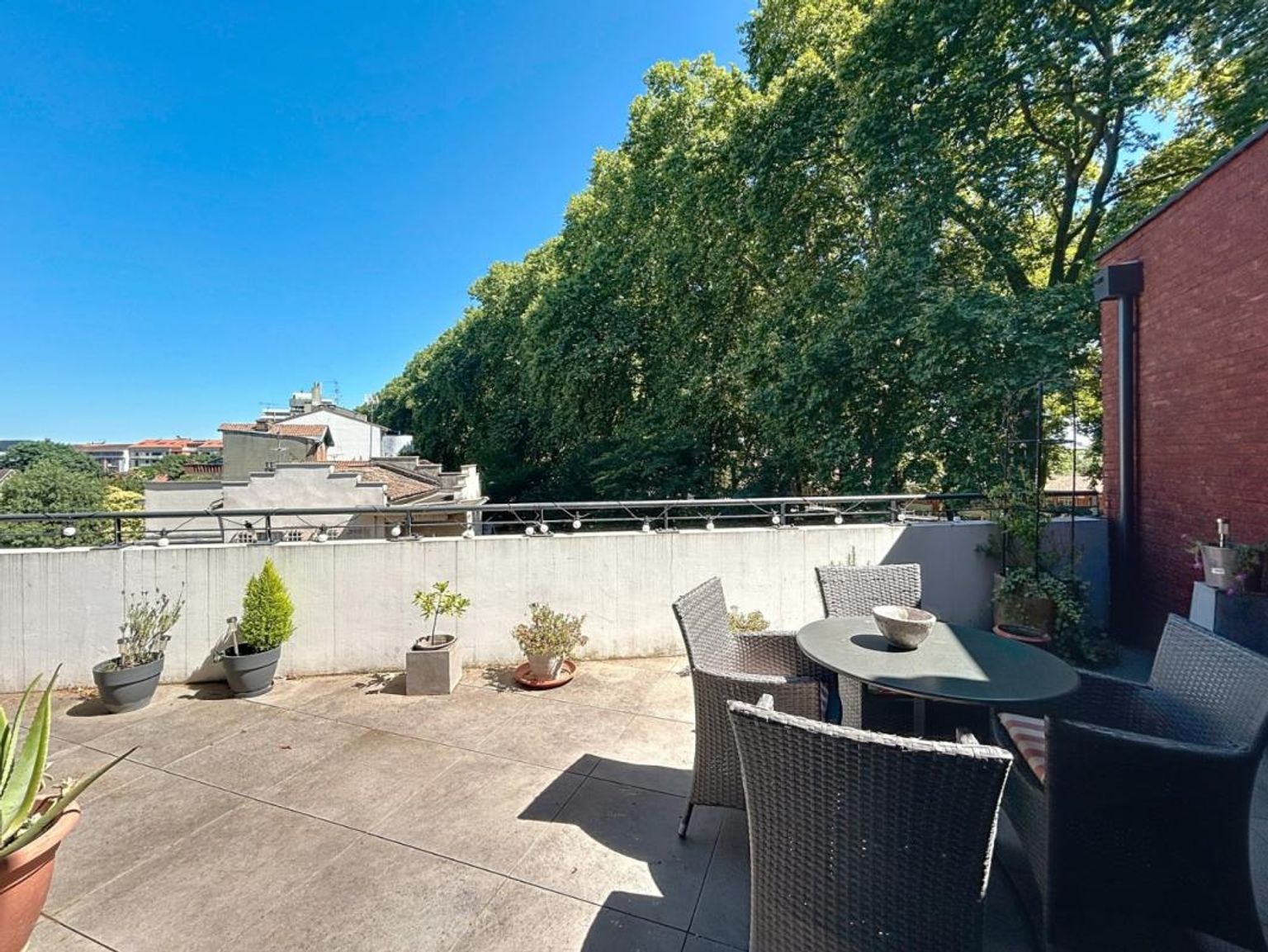 Location T2 avec terrasse et place de parking situé à Compans