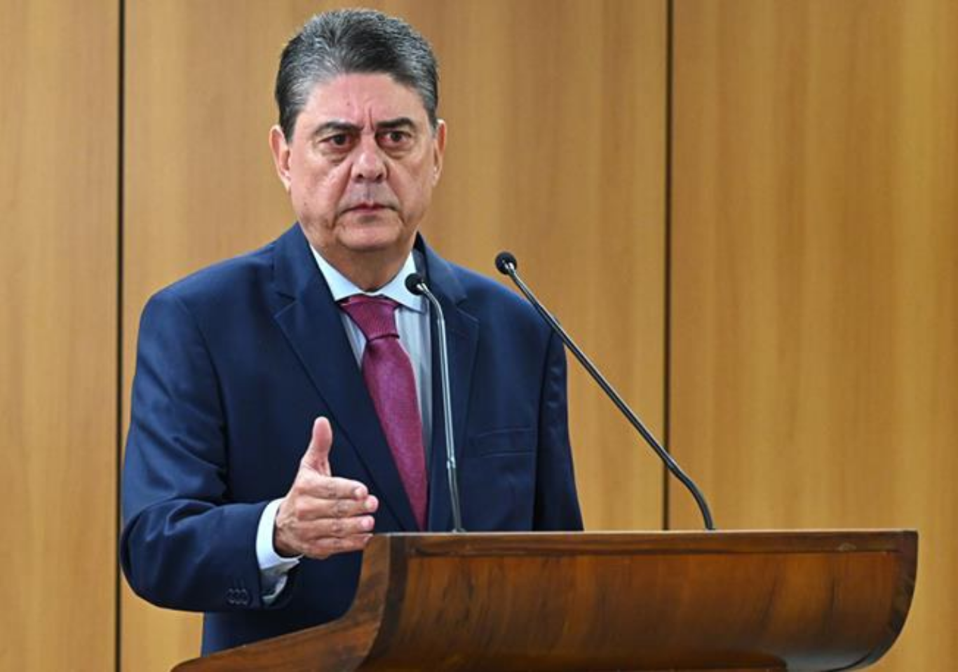 Wadih Damous defende proibição do cancelamento de planos de saúde de idosos e reforça mudanças na regulação do setor