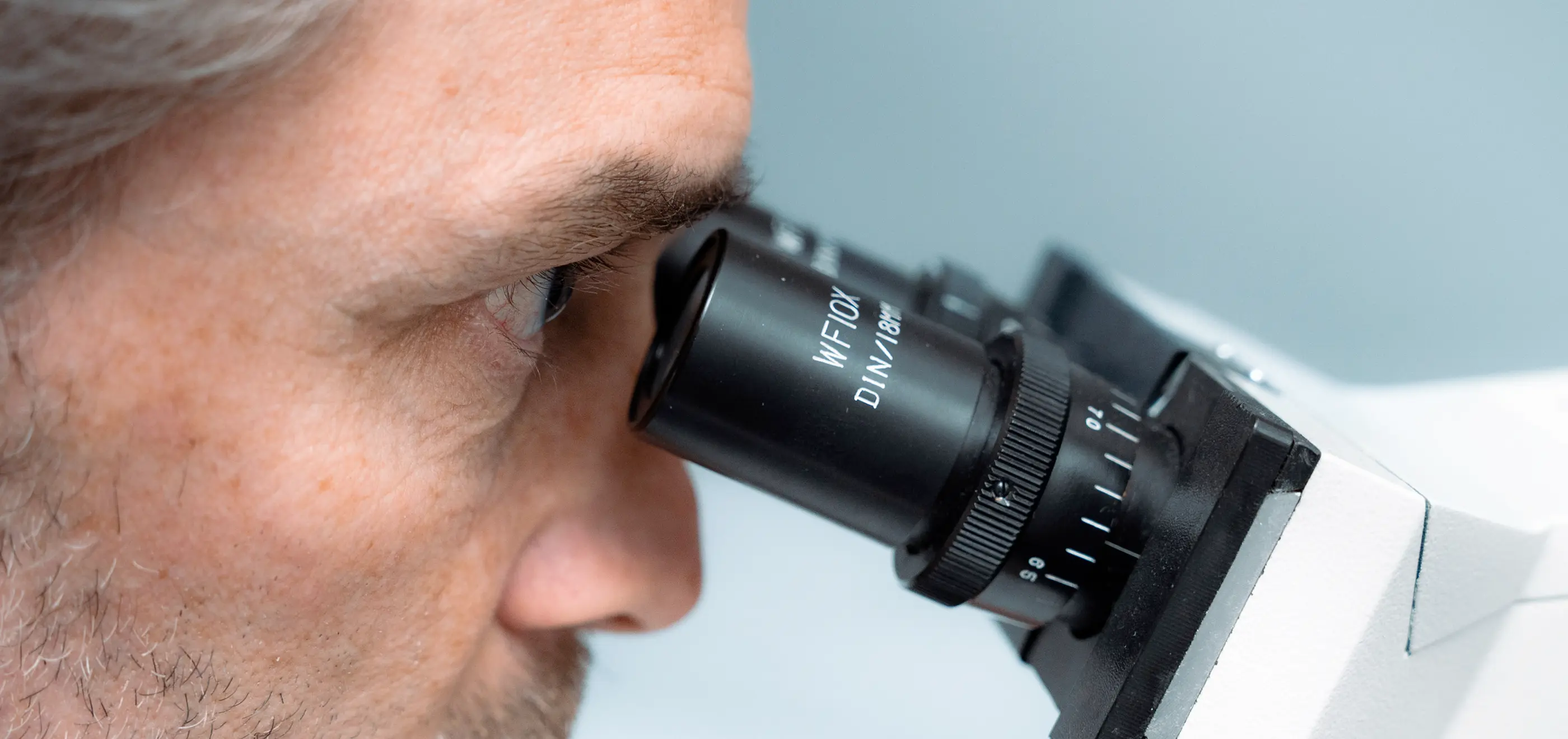 Image of a specialist doctor