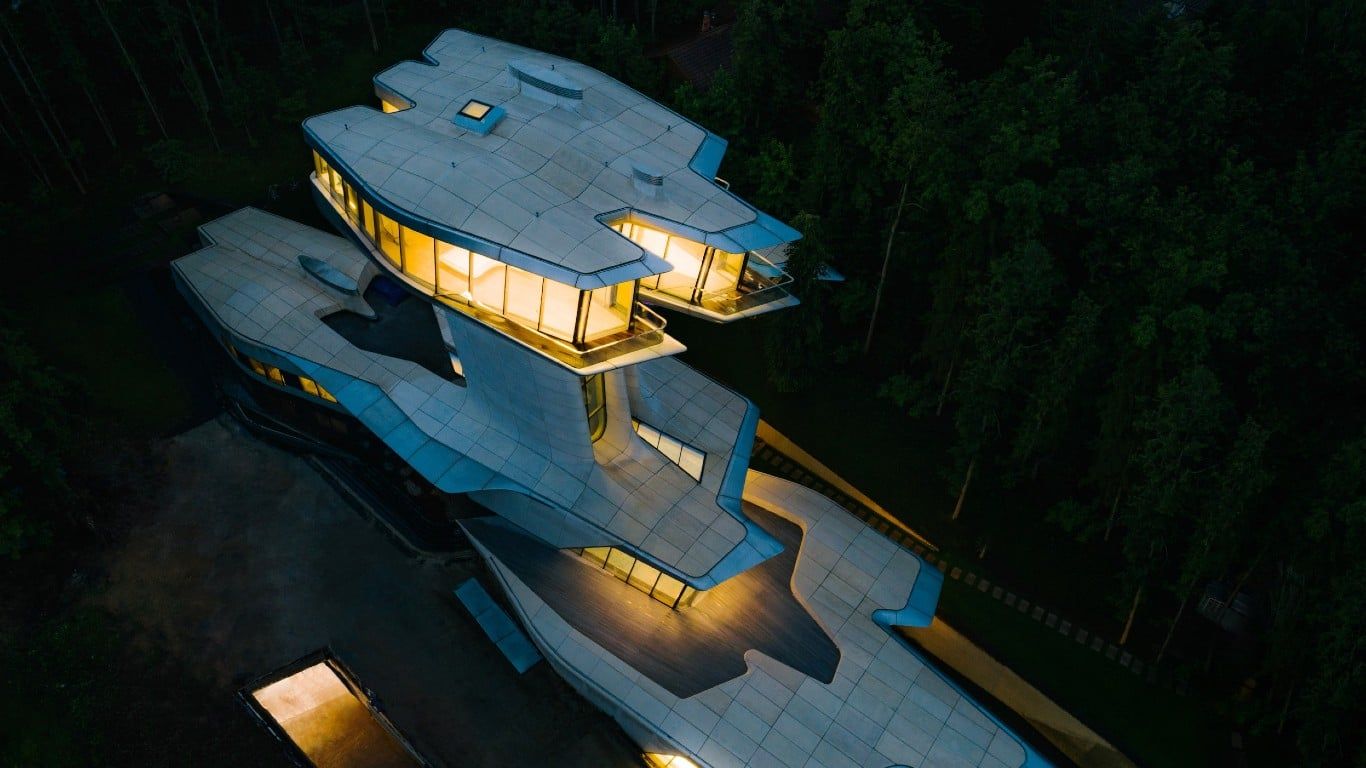 Capital Hill Residence: The $185 Million Spaceship House By Zaha