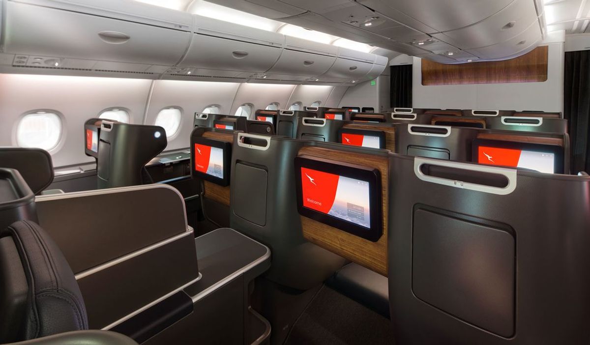 qantas business class layout