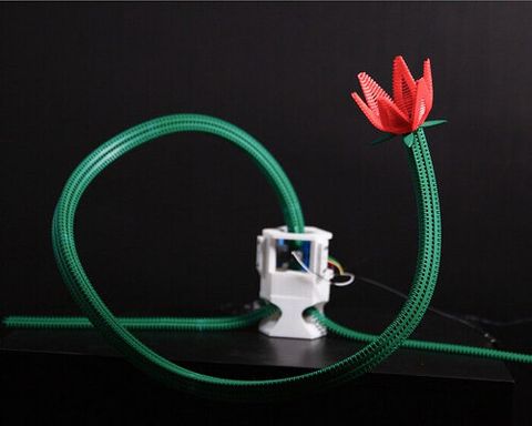 MIT researchers 3D print three-sided zipper that stiffens into rods, coils, and arches