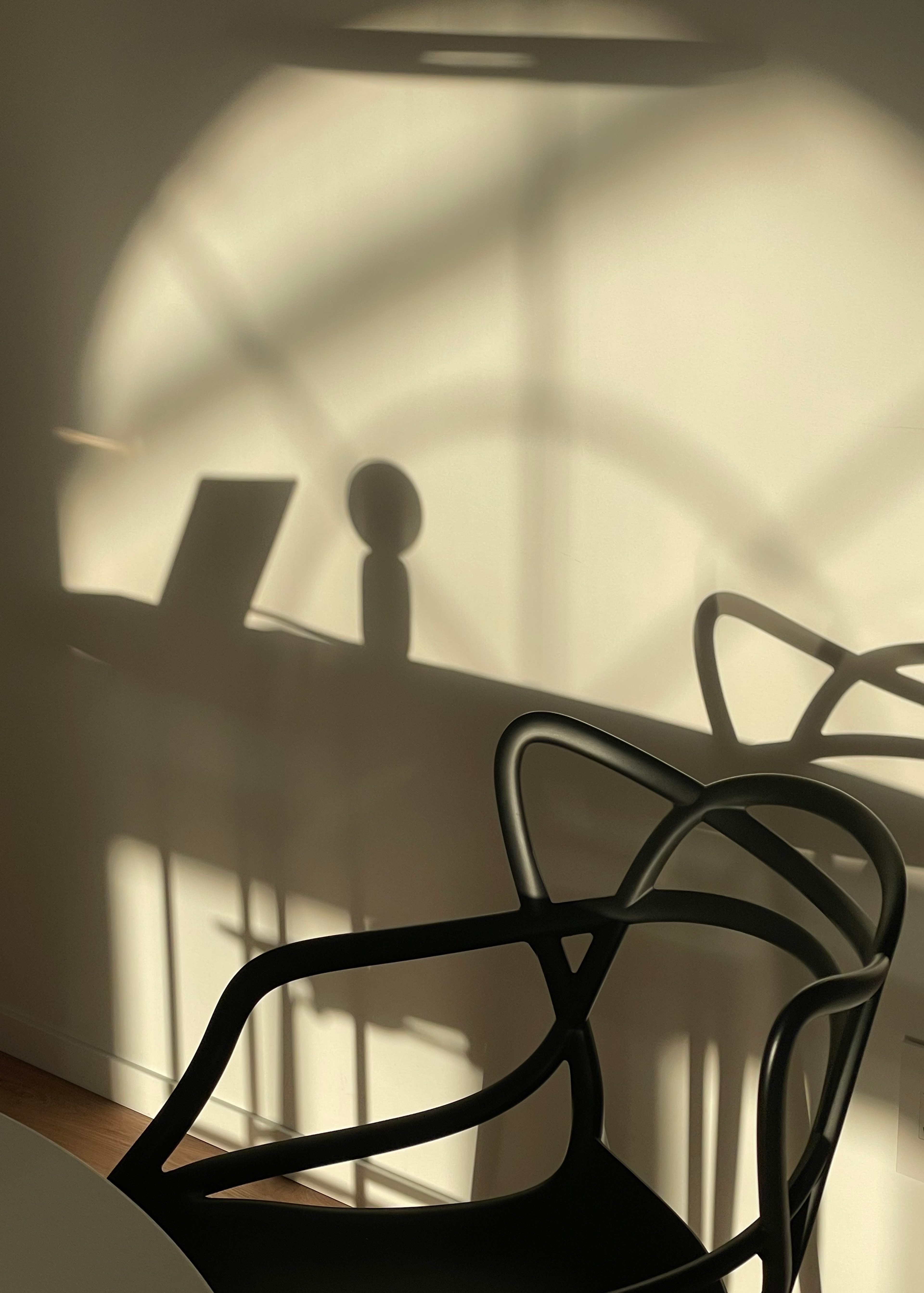 Bubble lamp in shadow at home