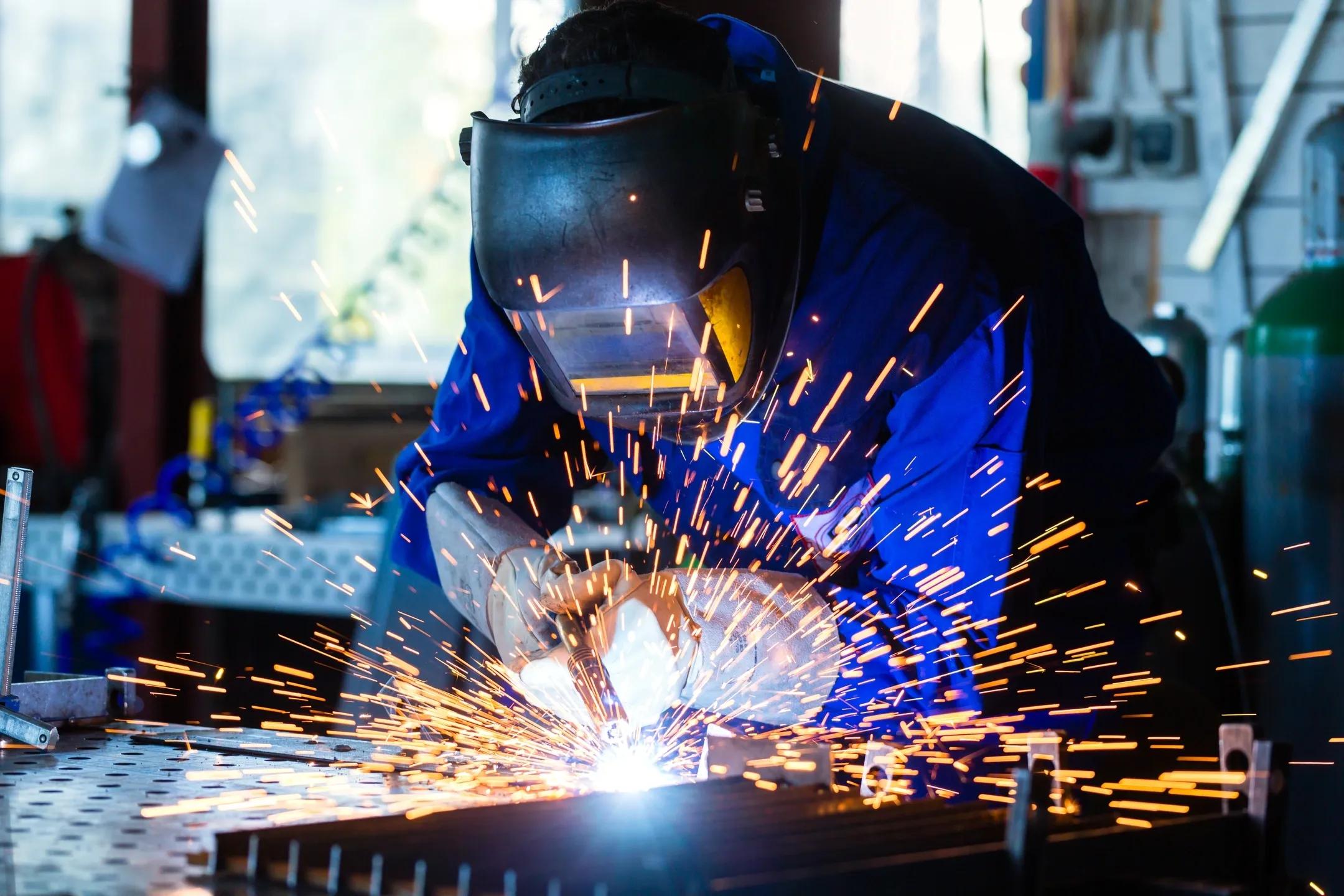 WELDING SPECIALIST