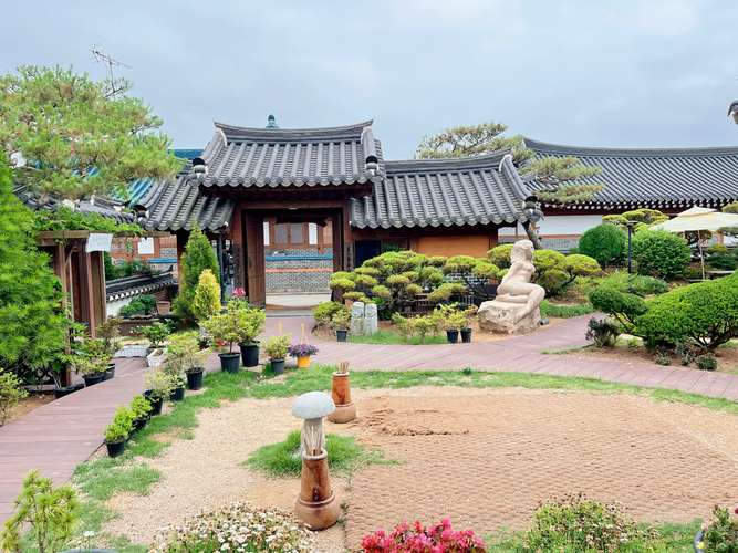 Discover the charm of Ganghwa Island, rich in history and scenic views.