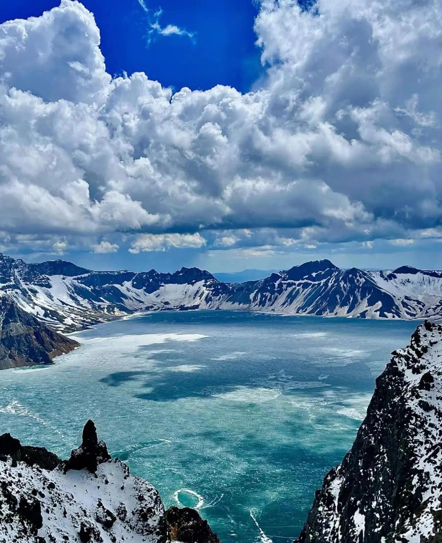 Admire China’s highest volcanic lake and pristine alpine landscapes at the China-North Korea border.