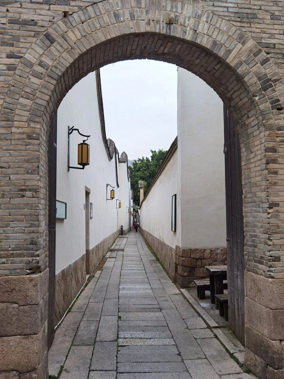 Roam the alleys of Fuzhou’s most famous heritage zone. 