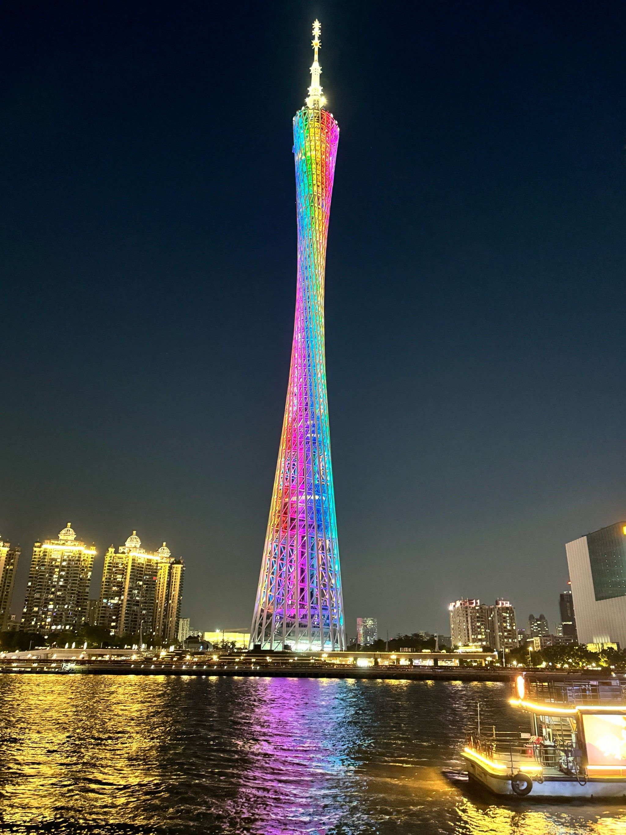 Day 01: Singapore ✈ Guangzhou                             