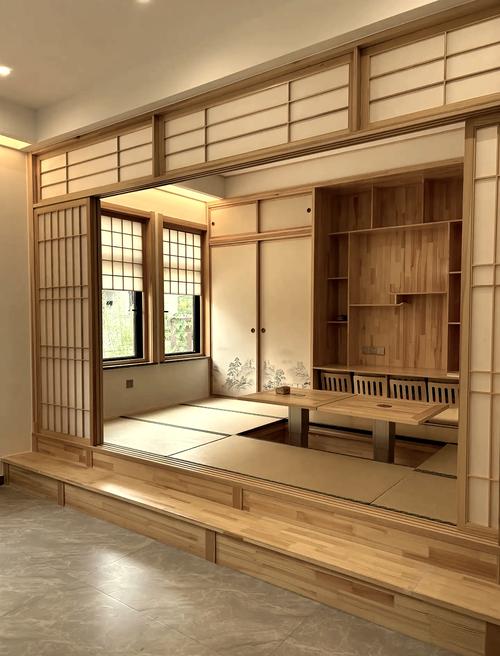 Stay two nights in hot spring hotels and immerse yourself in the Japanese lifestyle with traditional tatami rooms.