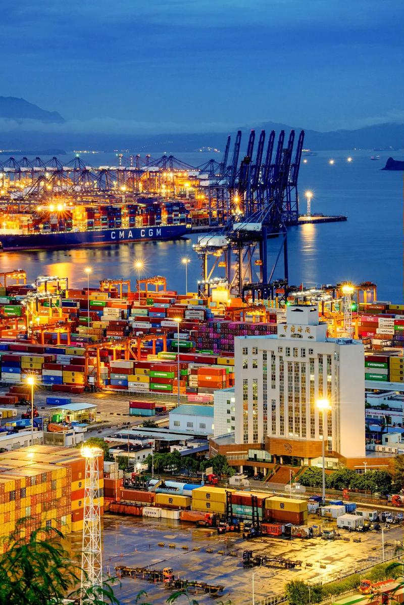 Stunning skyline and harbour views. 