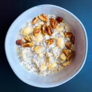 Banana Pecan Overnight Oats