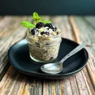 Blackberry Vanilla Coconut Overnight Oats