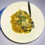 Slow Cooker Spinach and Artichoke Chicken