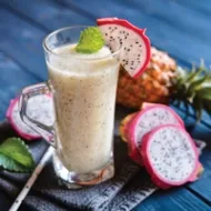 Tropical Dragon Fruit Smoothie