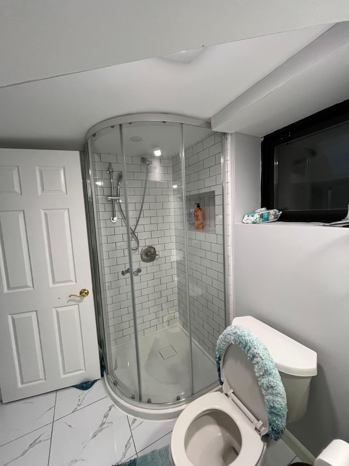 Bedrooms, Bathrooms