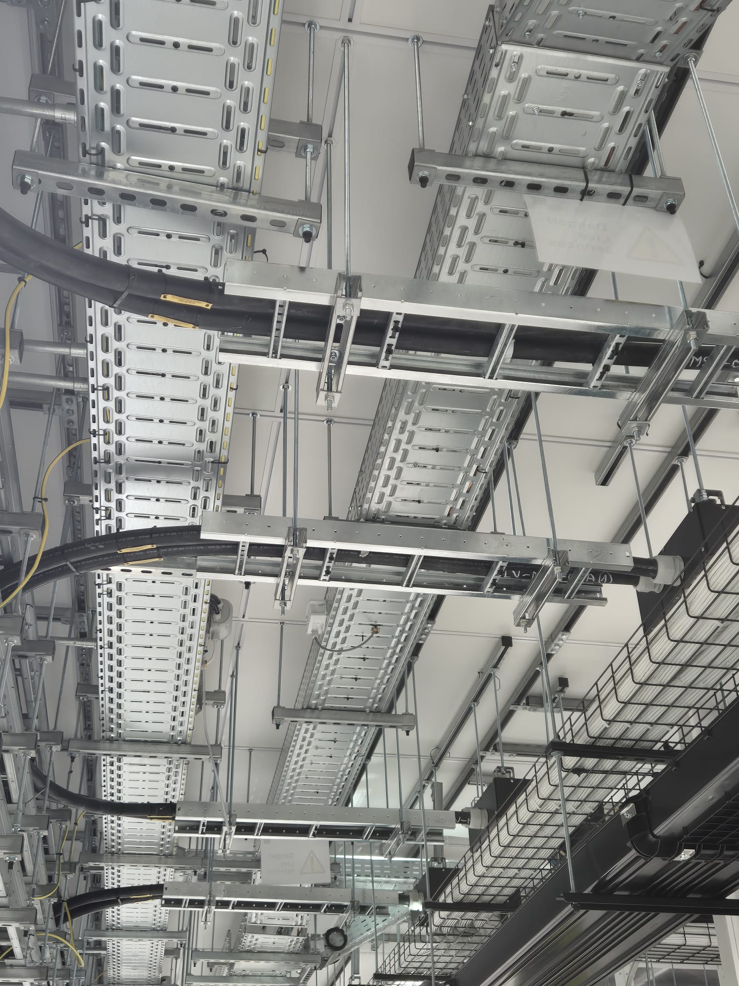 Datacenter 04 — Amsterdam