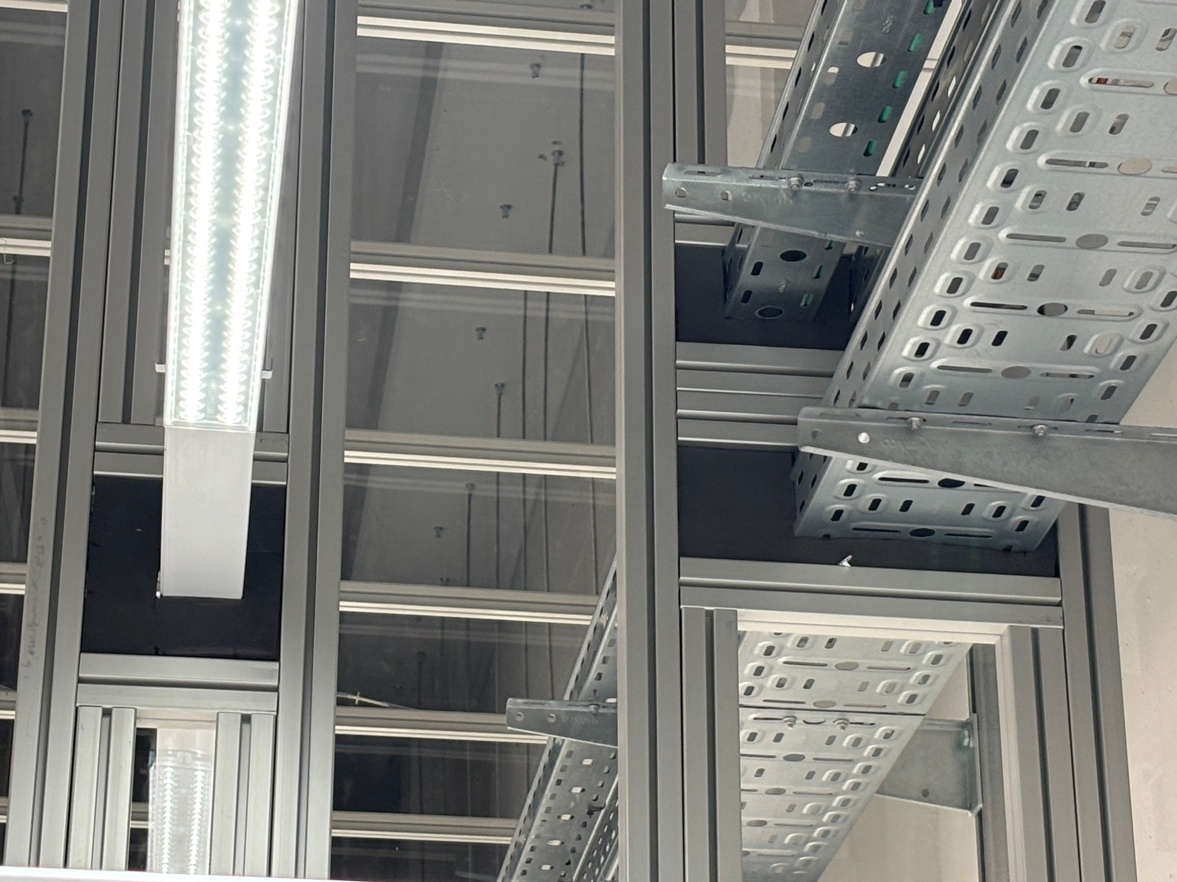 Datacenter 07 — Brussels