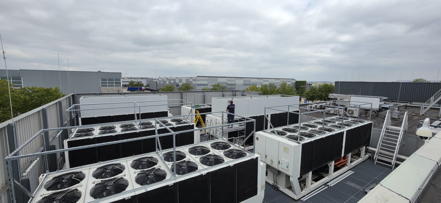 Datacenter 06 — Schiphol-Rijk