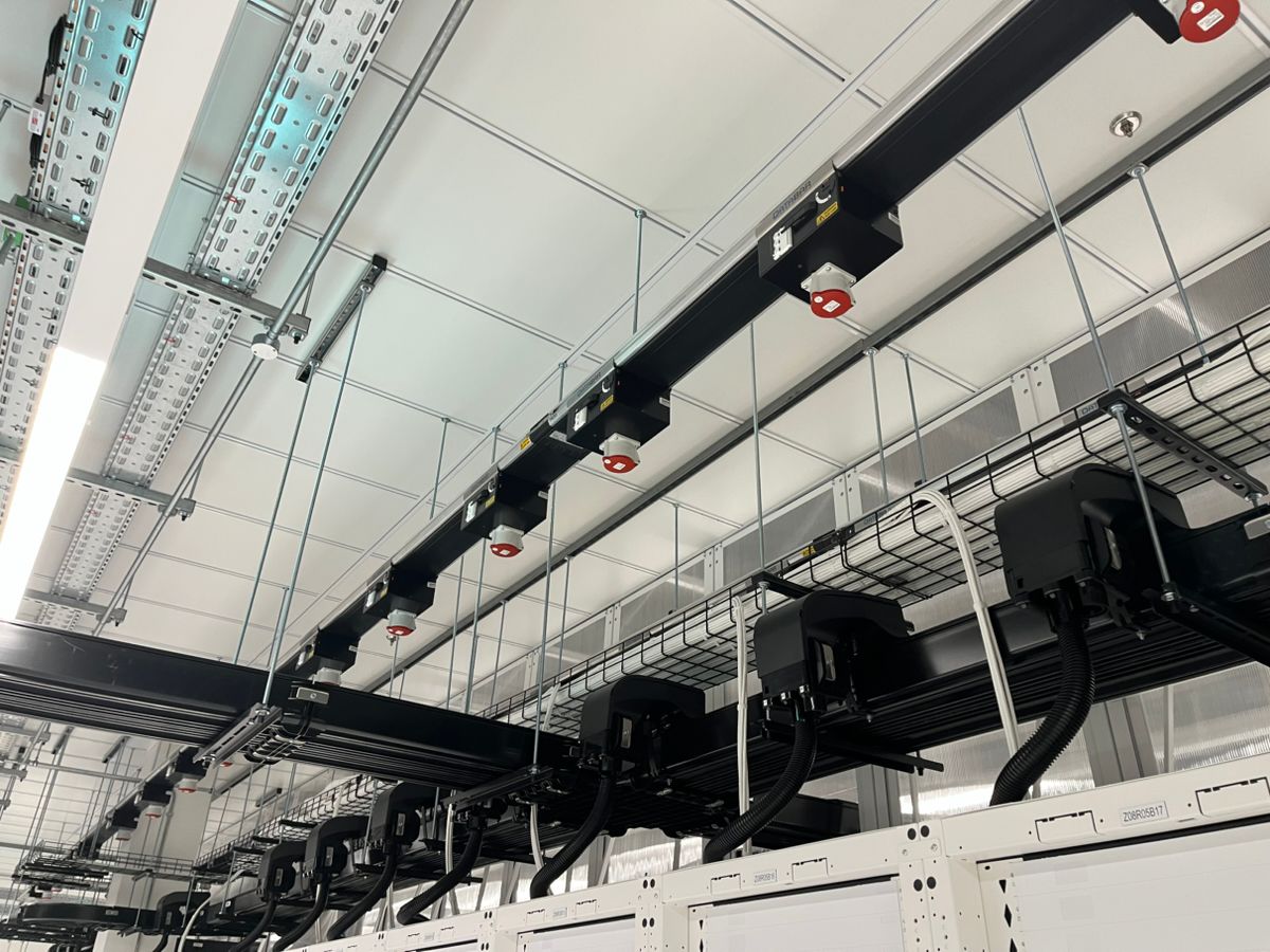 Datacenter 04 — Amsterdam