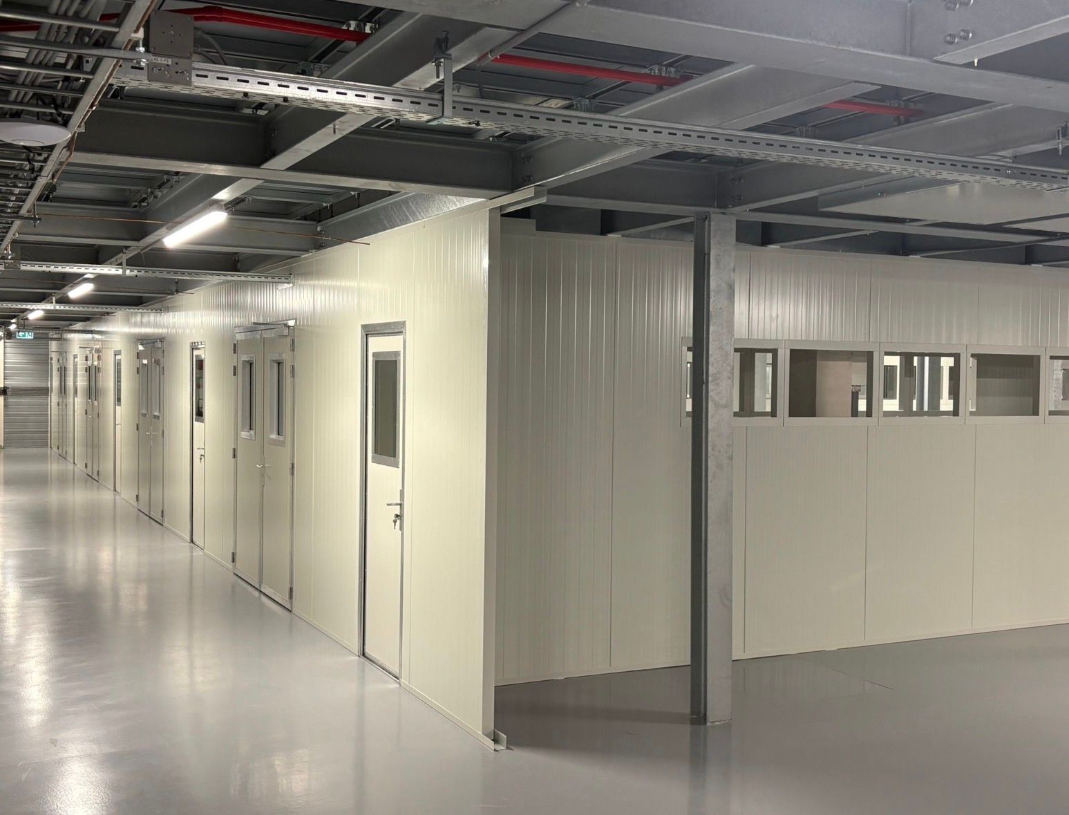 Datacenter 08 — Amsterdam