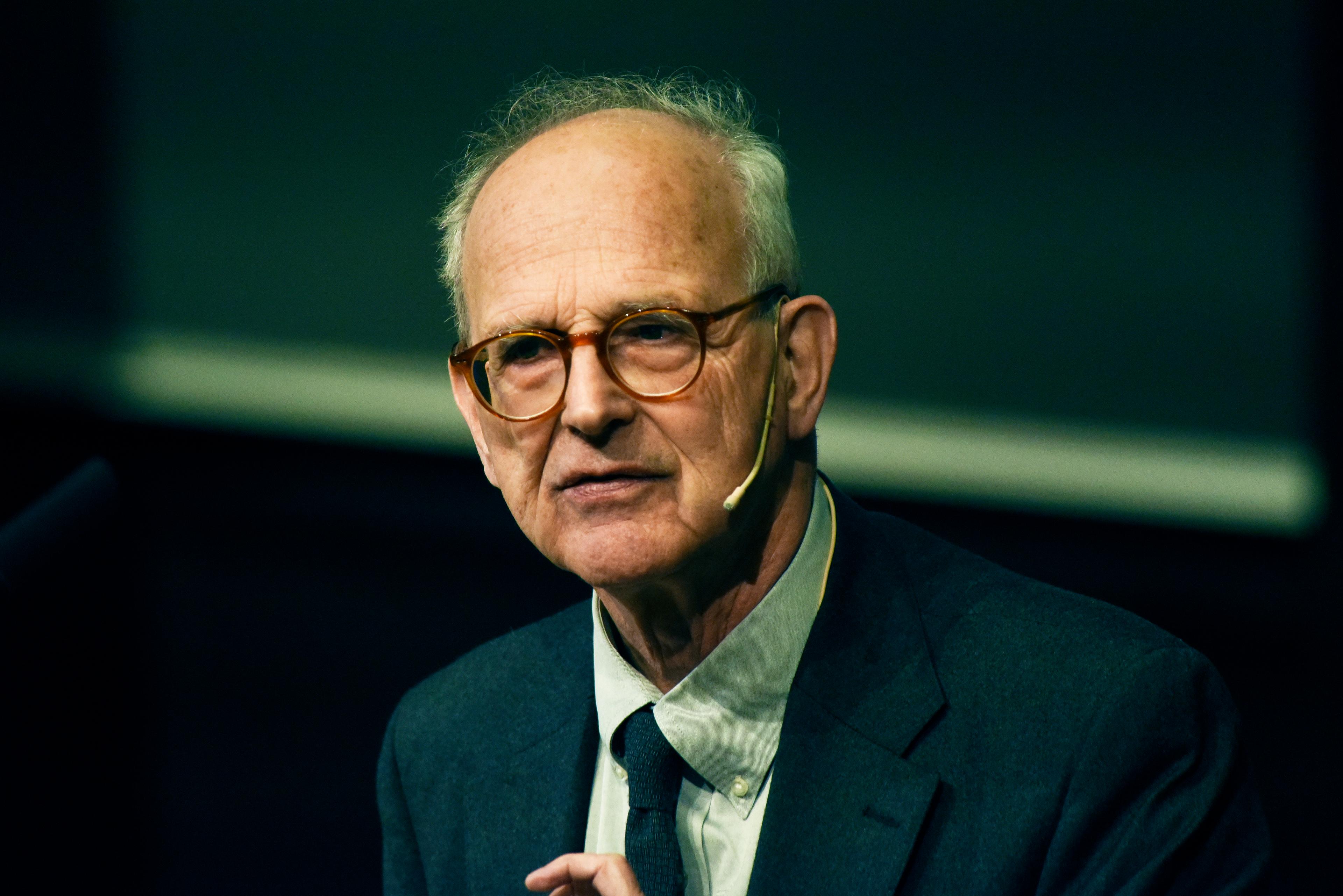 Rainer Weiss holding a lecture during the 2016 Kavli Prize week in Oslo