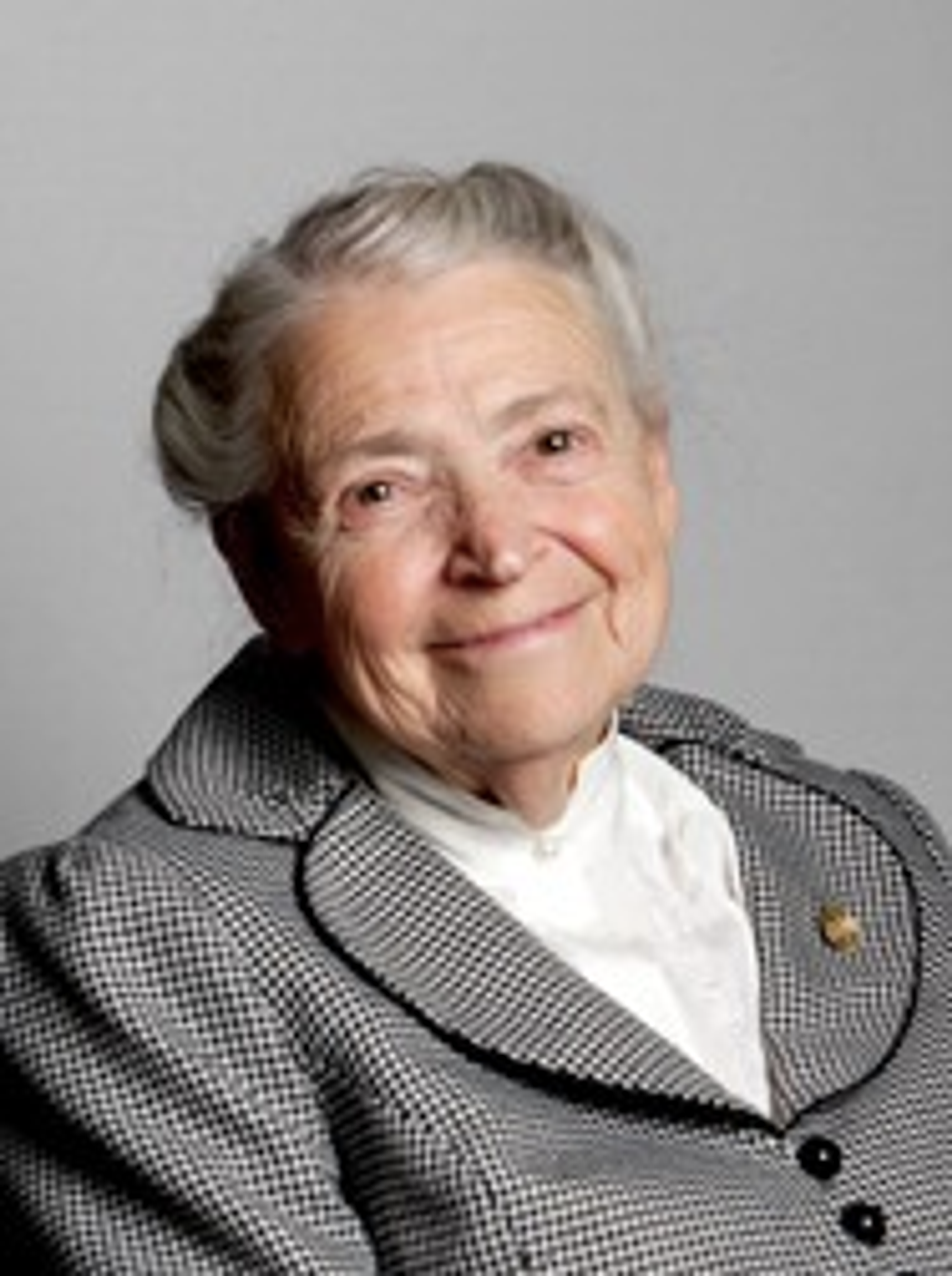 Mildred S. Dresselhaus portrait photo